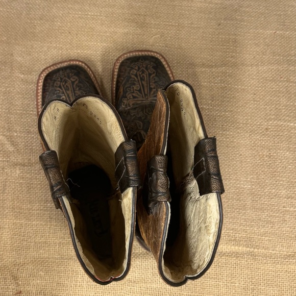 Ferrini Ladies Gold Genuine Leather Embossed Cross Boots - Picture 5 of 6